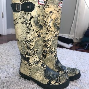 Hunter Tall Floral Rain Boots
